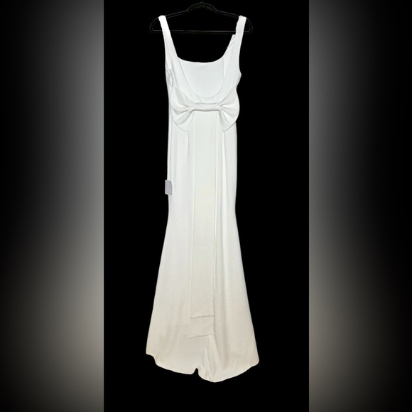 NWT Lulus Loving Fate White Bow Square Neck Backless
Maxi Dress, Size Small - Picture 6 of 16